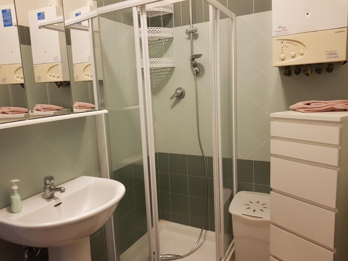 Appartamenti Centro Storico A סנט'אגתה בולונזה מראה חיצוני תמונה